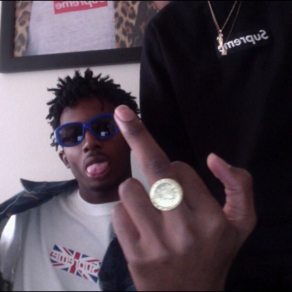 Meet your Posher, Karen - Picture 1 of 1